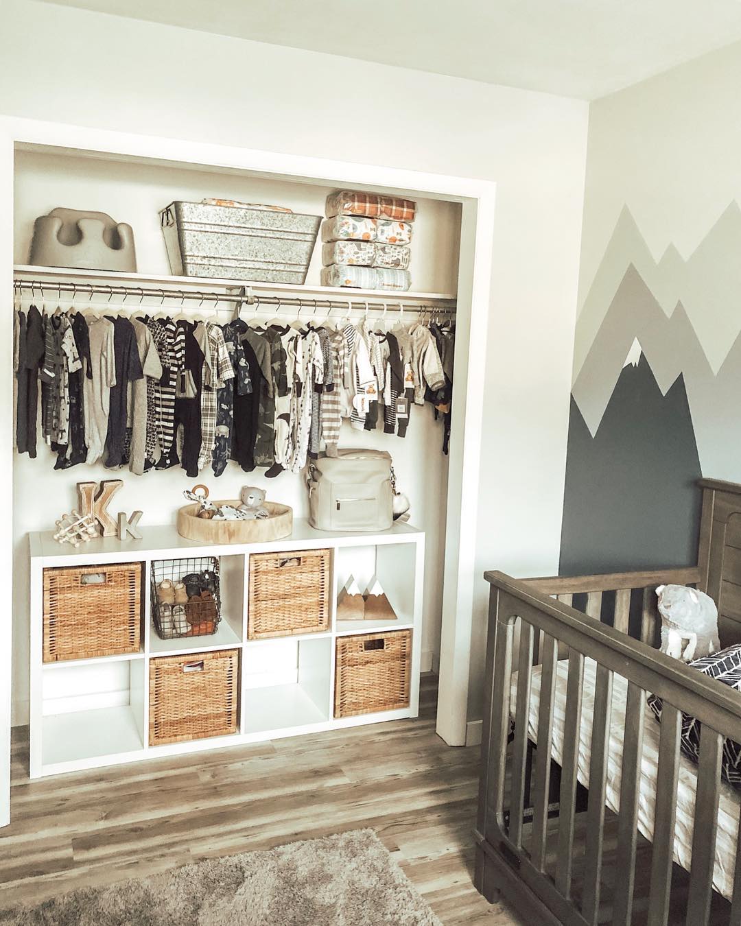 Small baby hot sale room layout